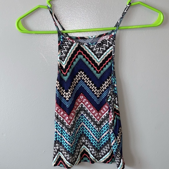 Super cute tribal patterned halter crop tank top - Picture 1 of 5